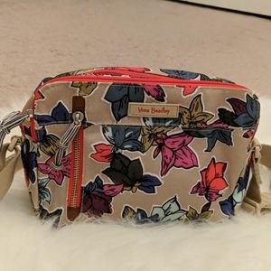 Vera Bradley crossbody bag